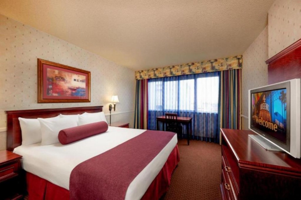 Four Queens Hotel And Casino Image 17