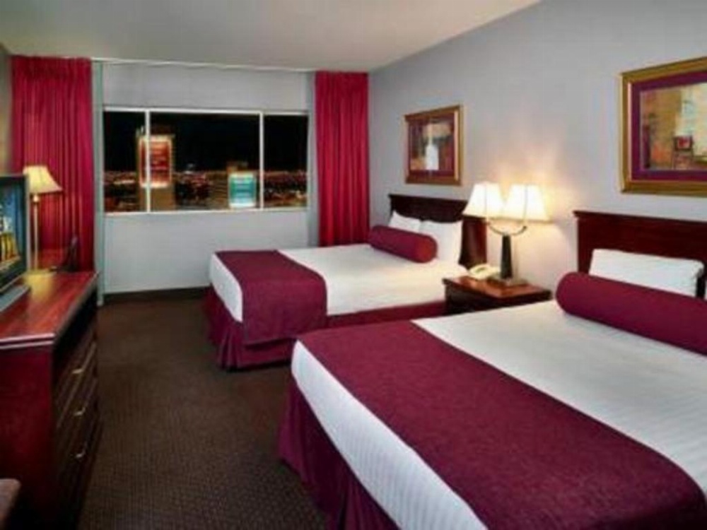 Four Queens Hotel And Casino Image 6